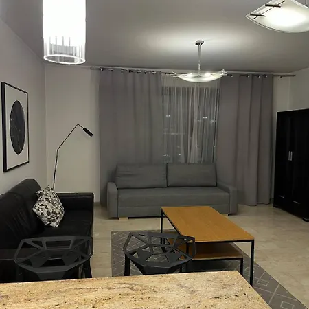 Apartment Krawiecka 3 - City Center - 7 People - Private Parking Wroclaw
