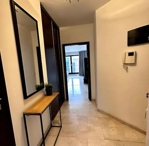 Krawiecka 3 - Center - 7 People - Private Parking *